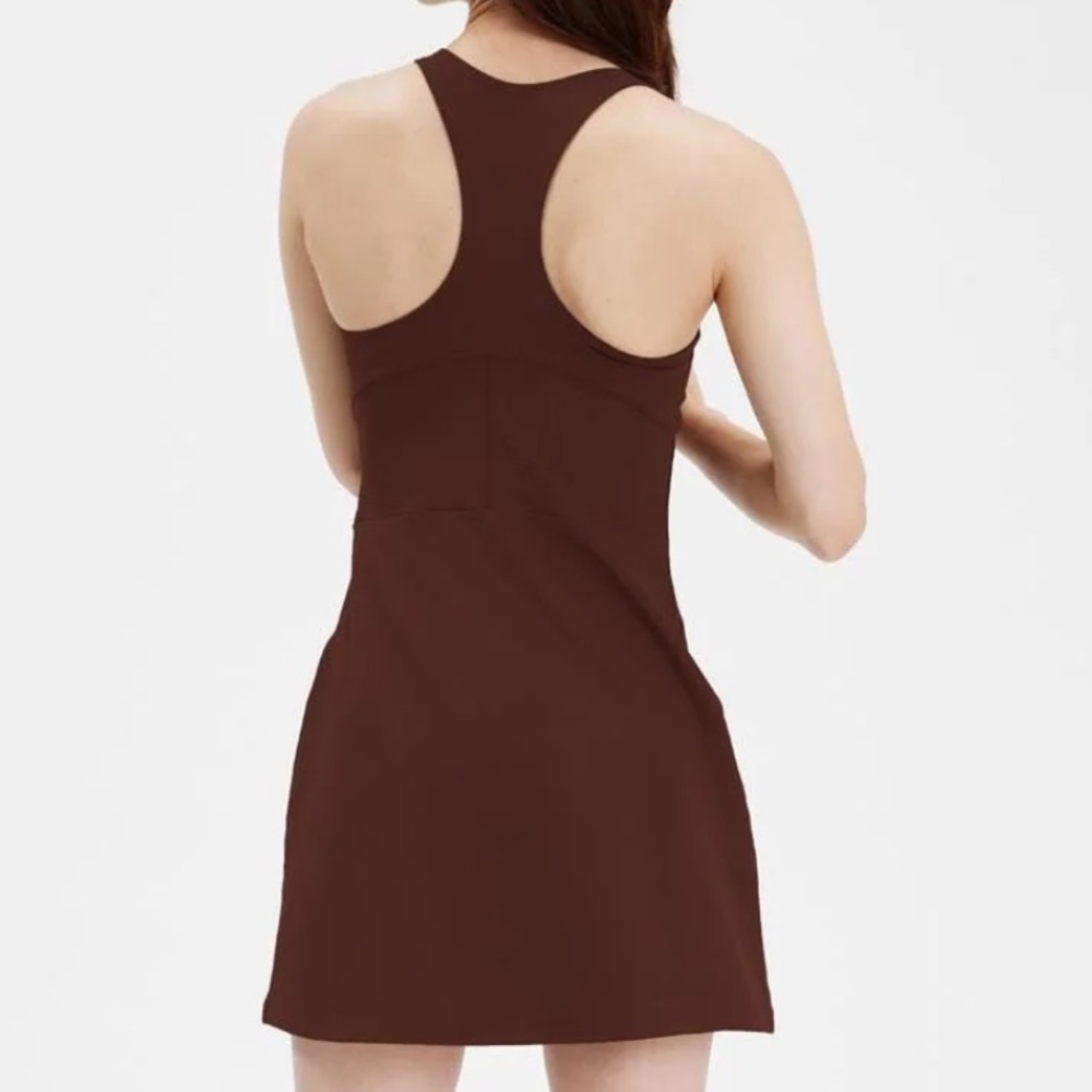Exercise Dress - Picture 5 of 6
